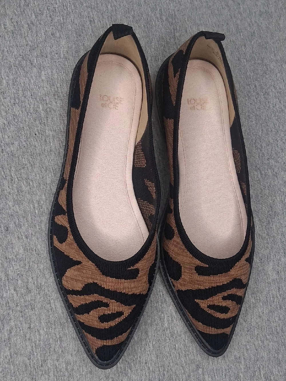 Louise et Cie Leopard Print Flat Shoes Pointed Toe Slip On Business Casual 8.5